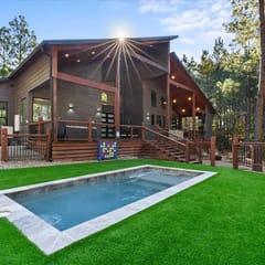 Special | Heated Pool • Hot Tub • Pets • Fire Pit