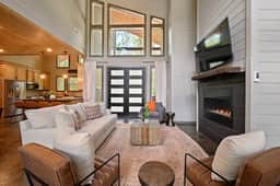 Special | Heated Pool • Hot Tub • Pets • Fire Pit