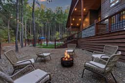 Special | Heated Pool • Hot Tub • Pets • Fire Pit