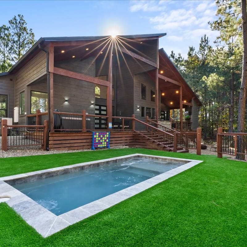 Special | Heated Pool • Hot Tub • Pets • Fire Pit